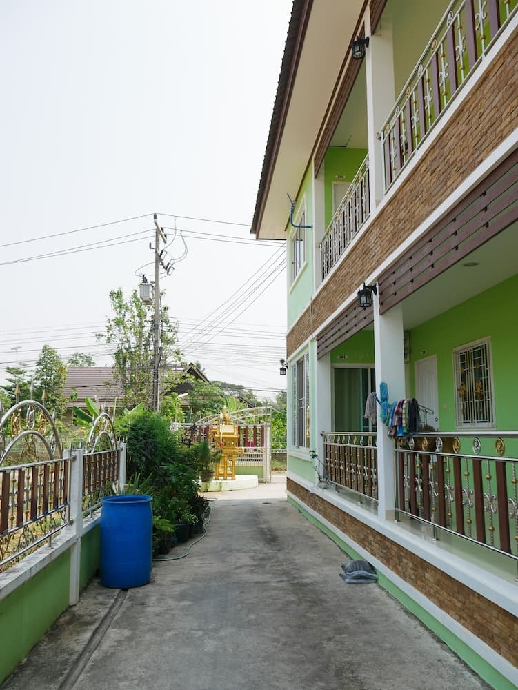 Boonying Place