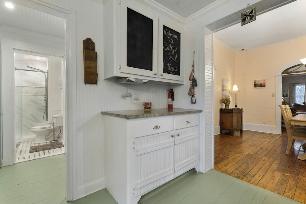 Carroll House Bed & Breakfast