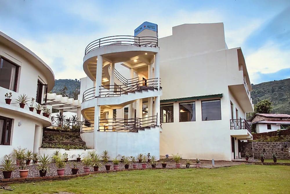 Goroomgo Palm Bhimtal
