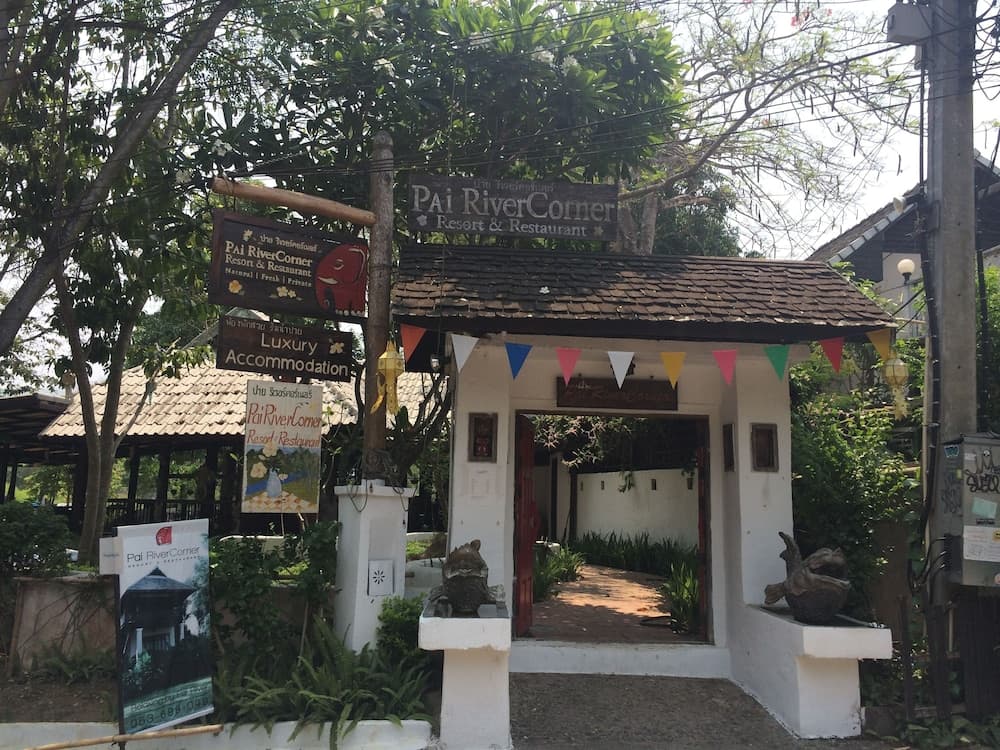 Pai River Corner Resort