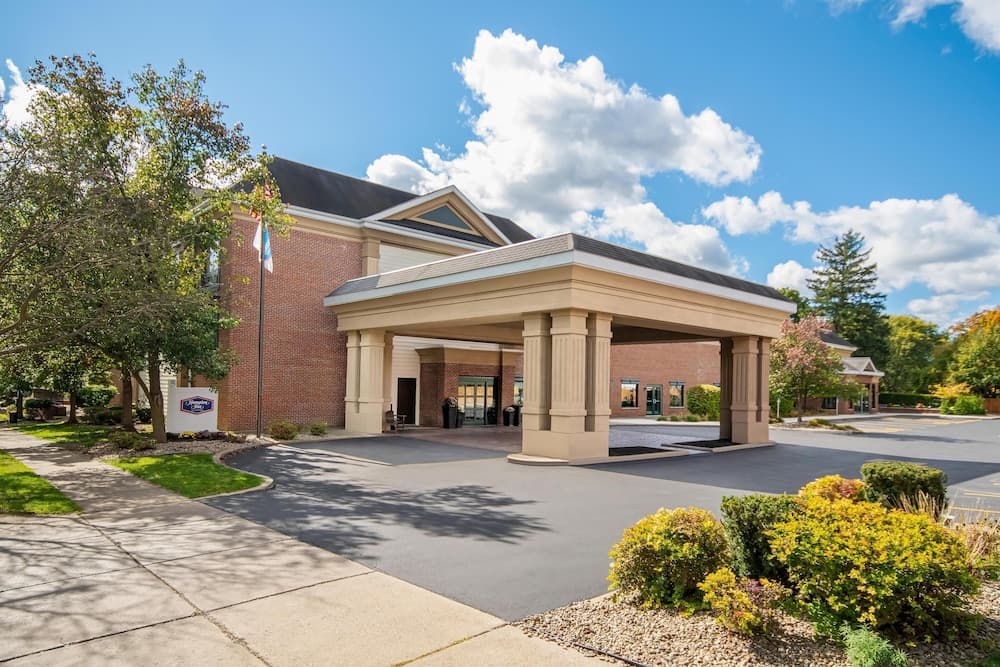 Hampton Inn East Aurora