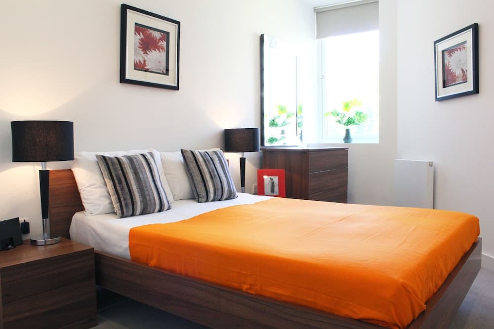 Flat C, Old Street