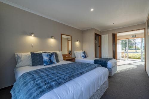 Parklands Motel