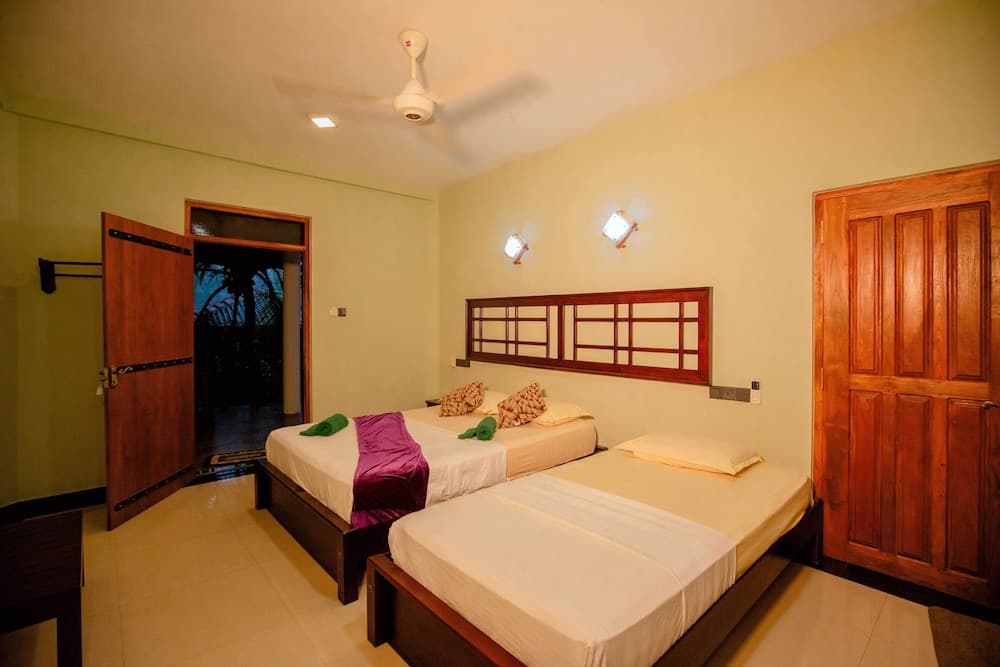 Yala River Face Inn