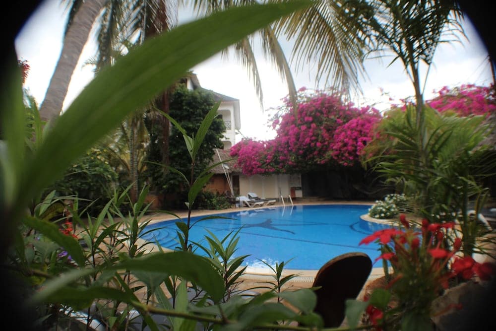 Langi Langi Beach Bungalows