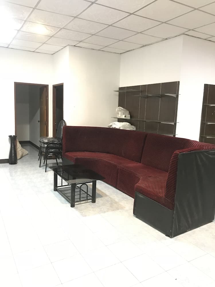 Diamond Home