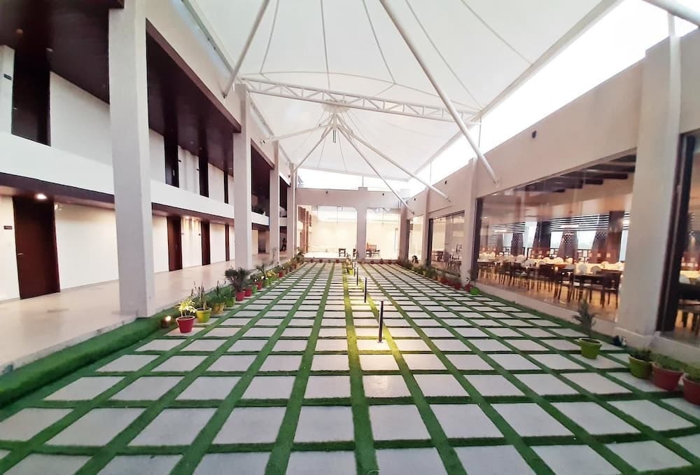 Hotel Parmeshwari
