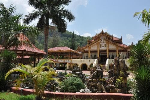 Conqueror Hotel Pindaya