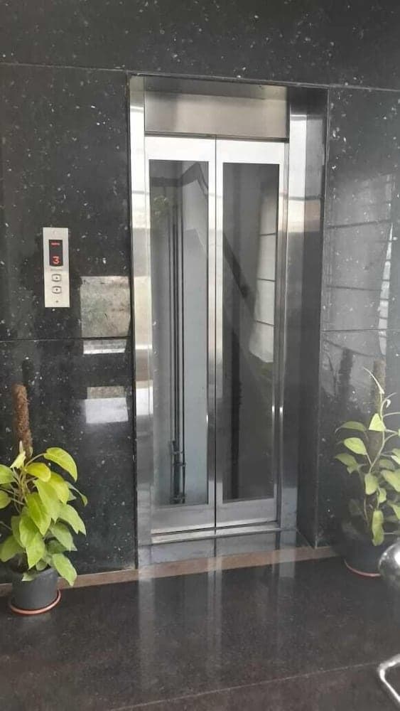 Green Valley Suites