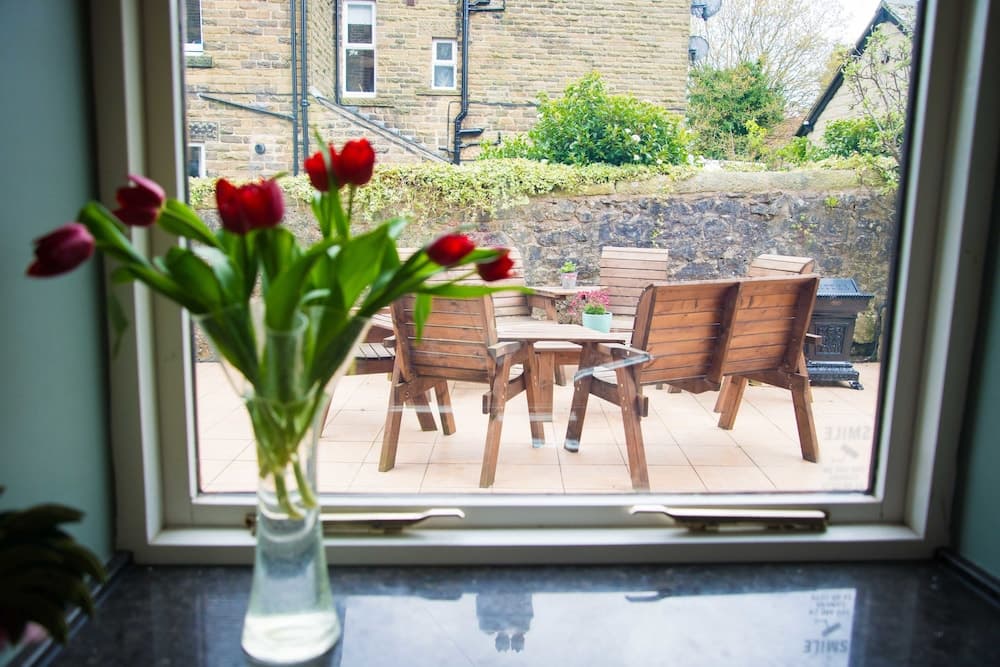 Compton Guest House