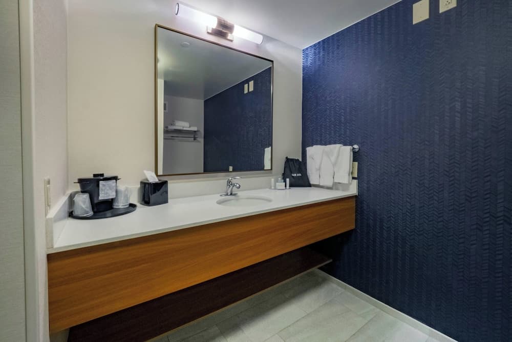 Fairfield Inn & Suites Hazleton