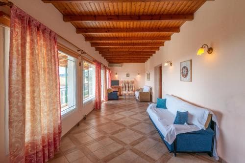 Villa Manos