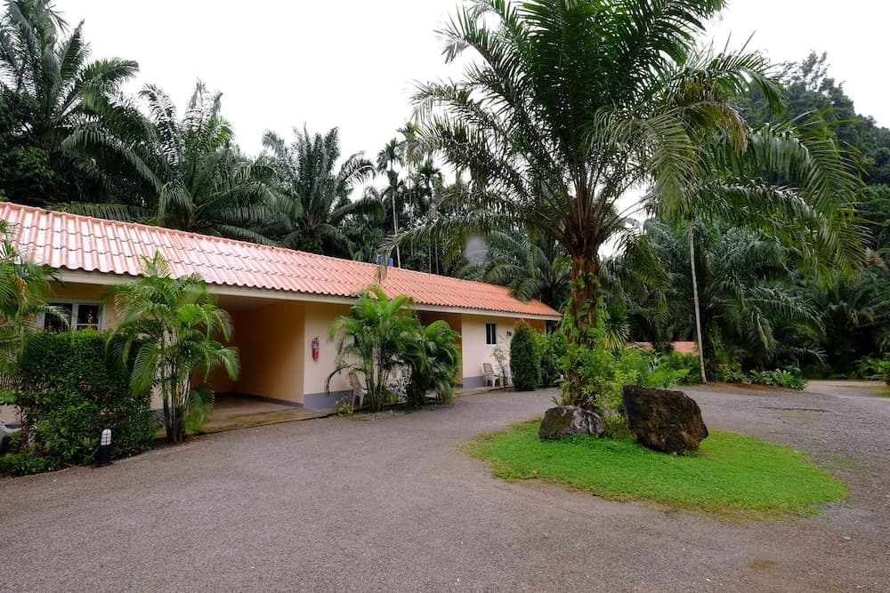 Parattha Resort