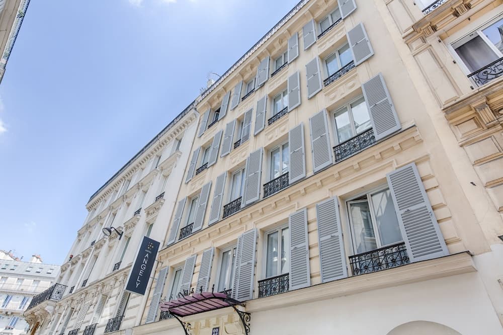 Albert's Hotel