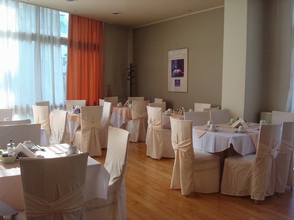 Park Hotel