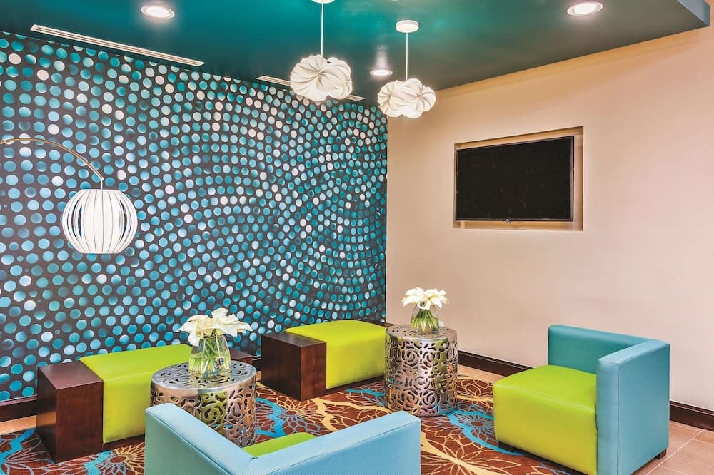 La Quinta Inn & Suites Cotulla TX