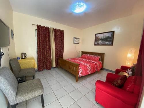 Sn David Apartelle