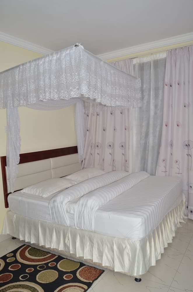 Double View Hotel