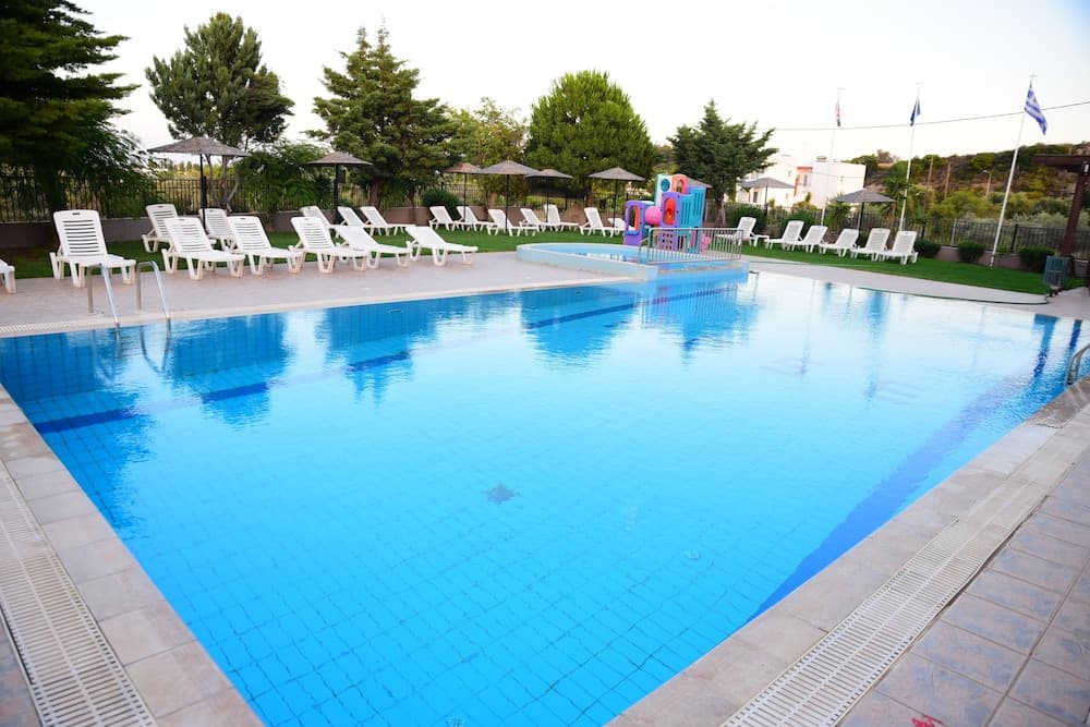 Rose Hotel