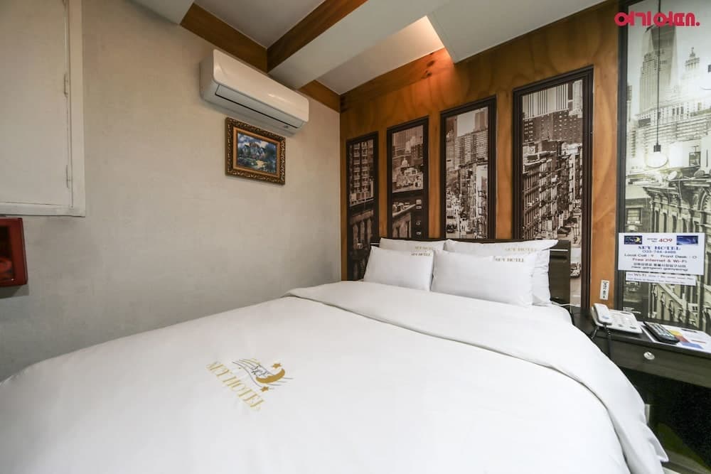 Sky Motel