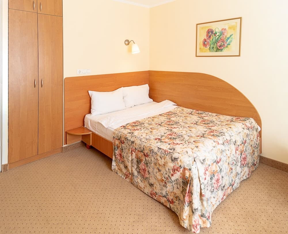 Nadiya Hotel