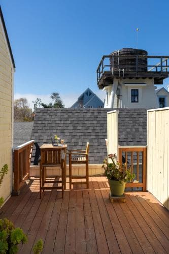 Headlands Inn Bed And Breakfast