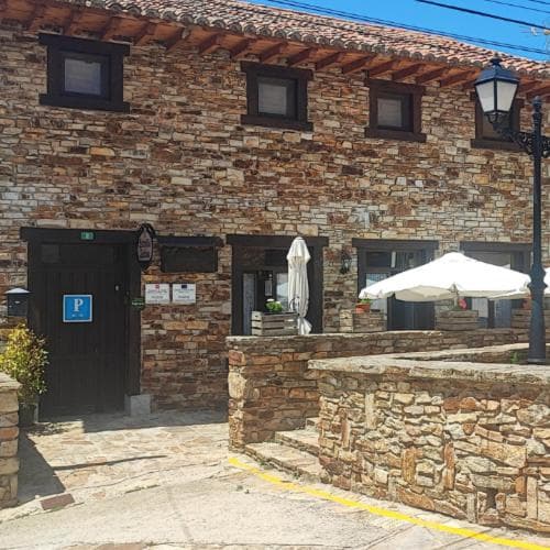 Posada De Serrada