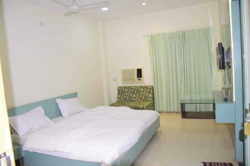 Hotel Kanha Ujjain
