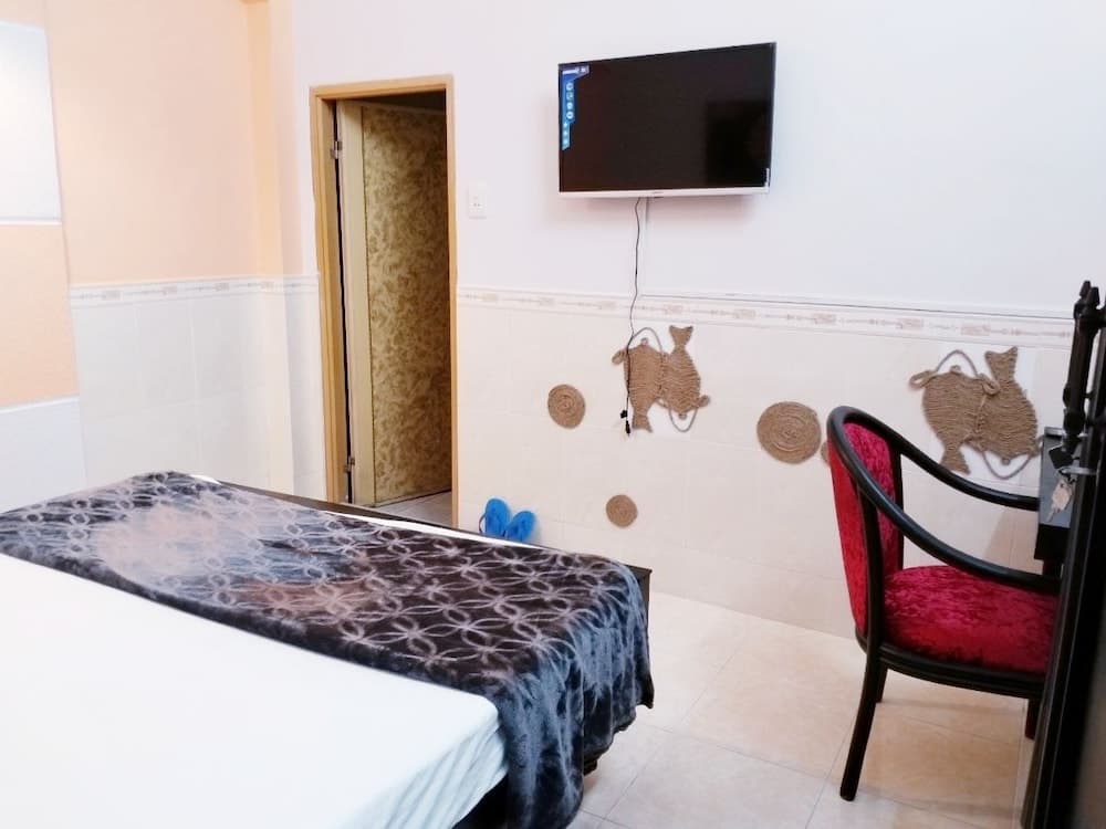 Nam Anh Hotel 69-71 Phan Xích Long, Q.Phú Nhuận - by Bay Luxury