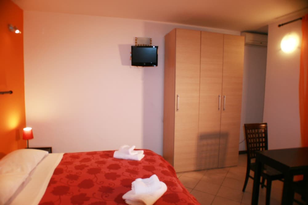 Macao Rooms