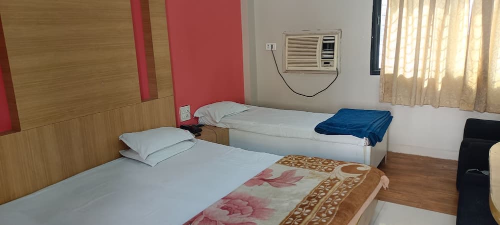 Hotel Kanha Ujjain