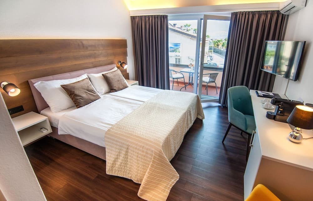 Polo Inn