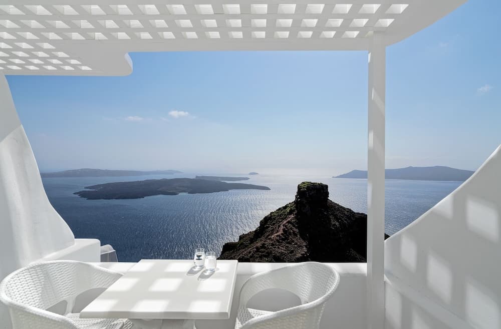 Tholos Resort