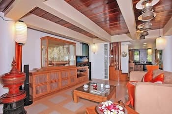 Laem Set Beachfront Villa