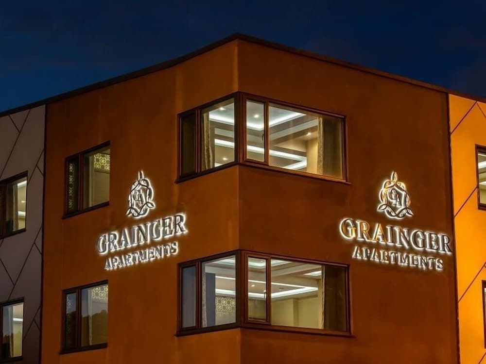 Grainger Apartments