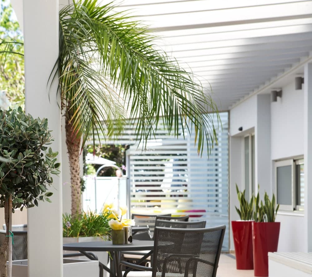 Aquamare Hotel
