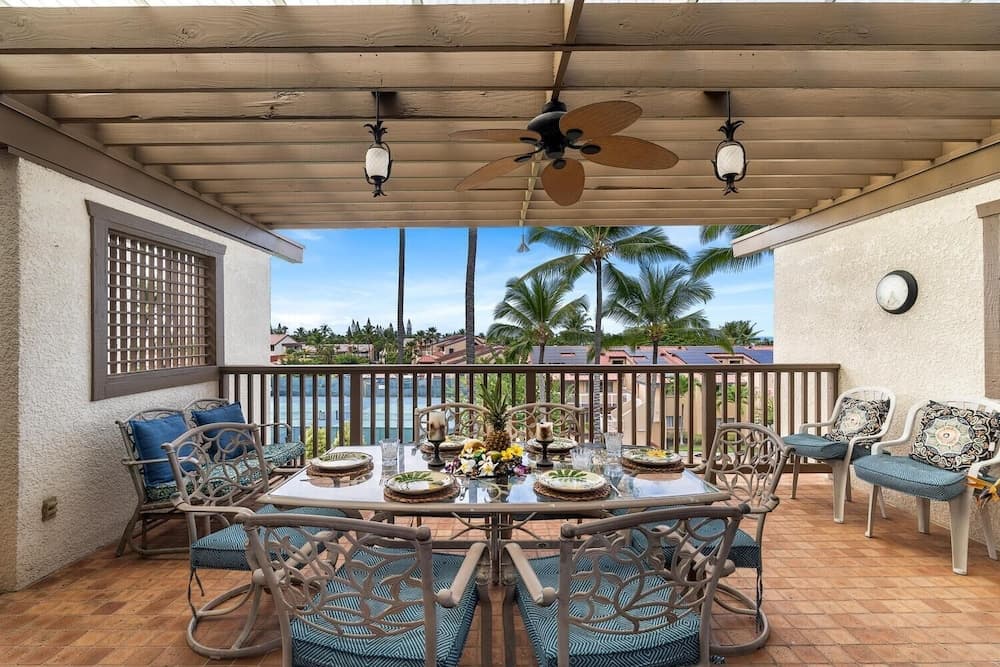 Kona Coast Resort