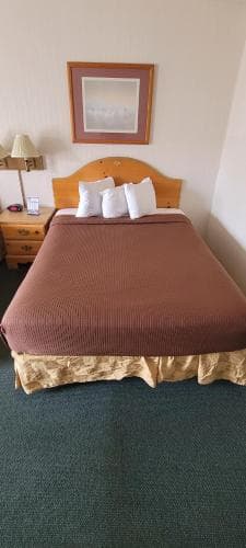 Thunderbird Inn