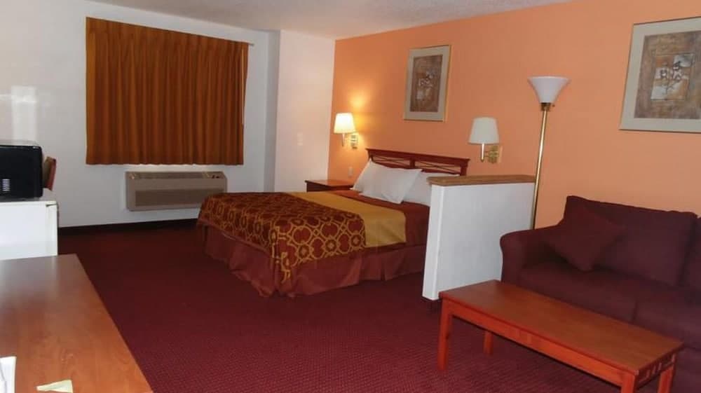 American Inn & Suites 