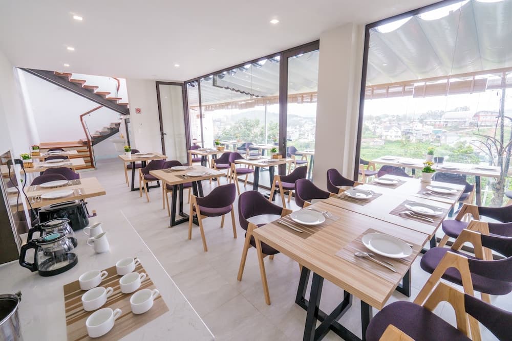 Dalat Home