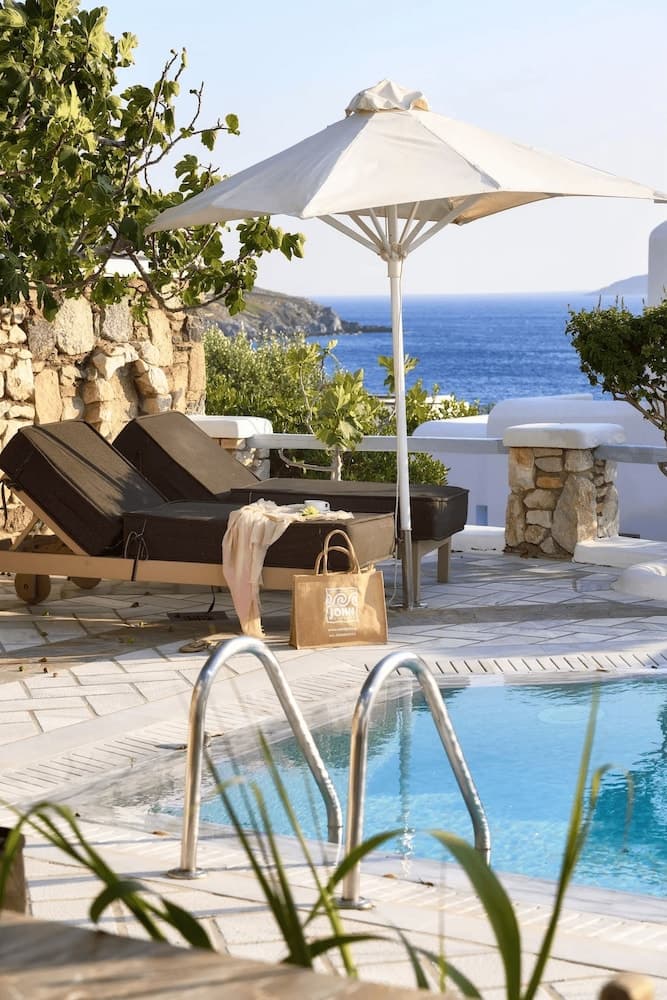 Saint John Hotel Villas & Spa