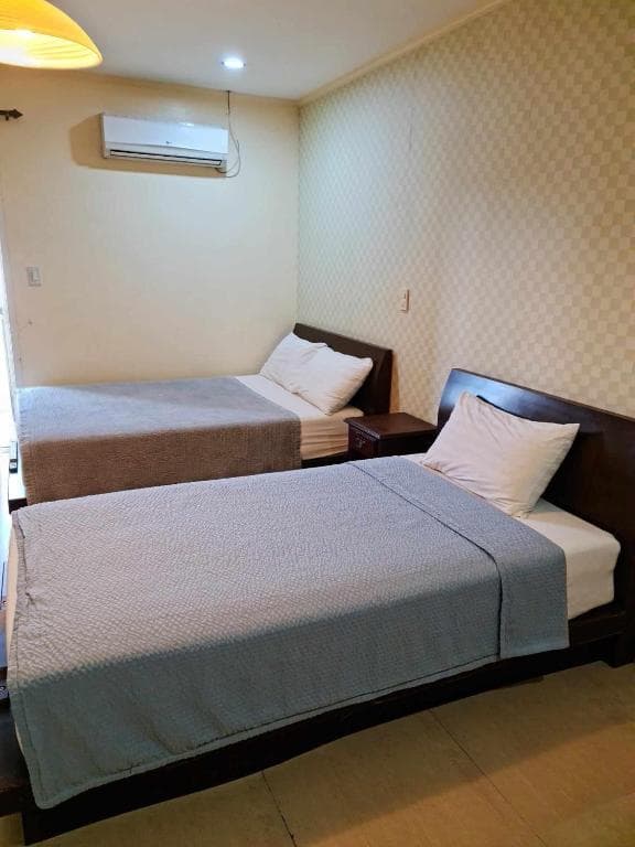 shine hotel