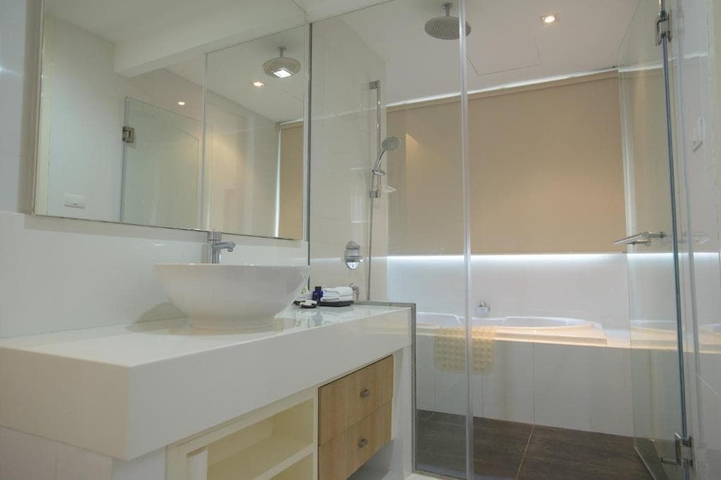 GM Serviced Apartment (SHA Certified)