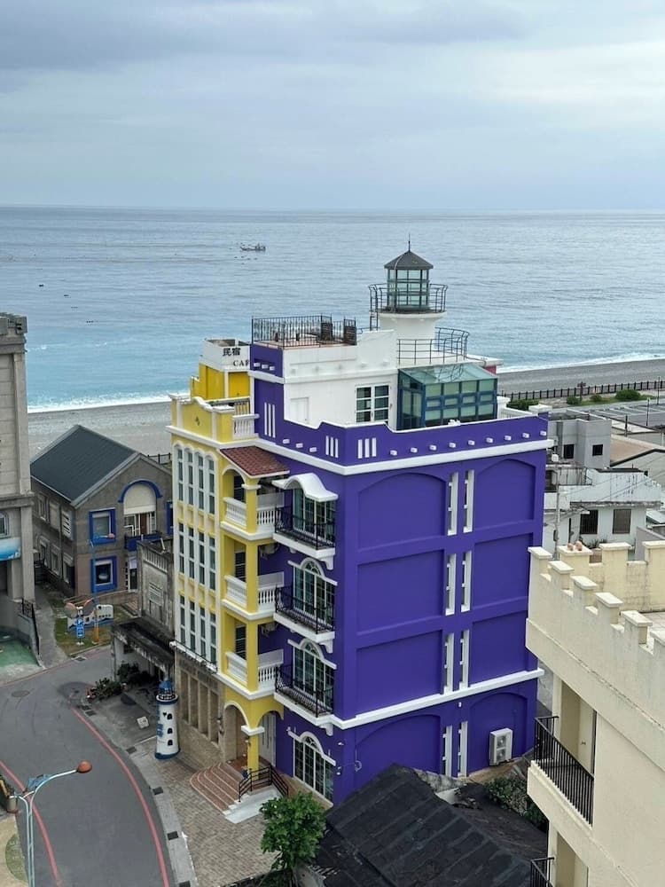 Lighthouse B&B