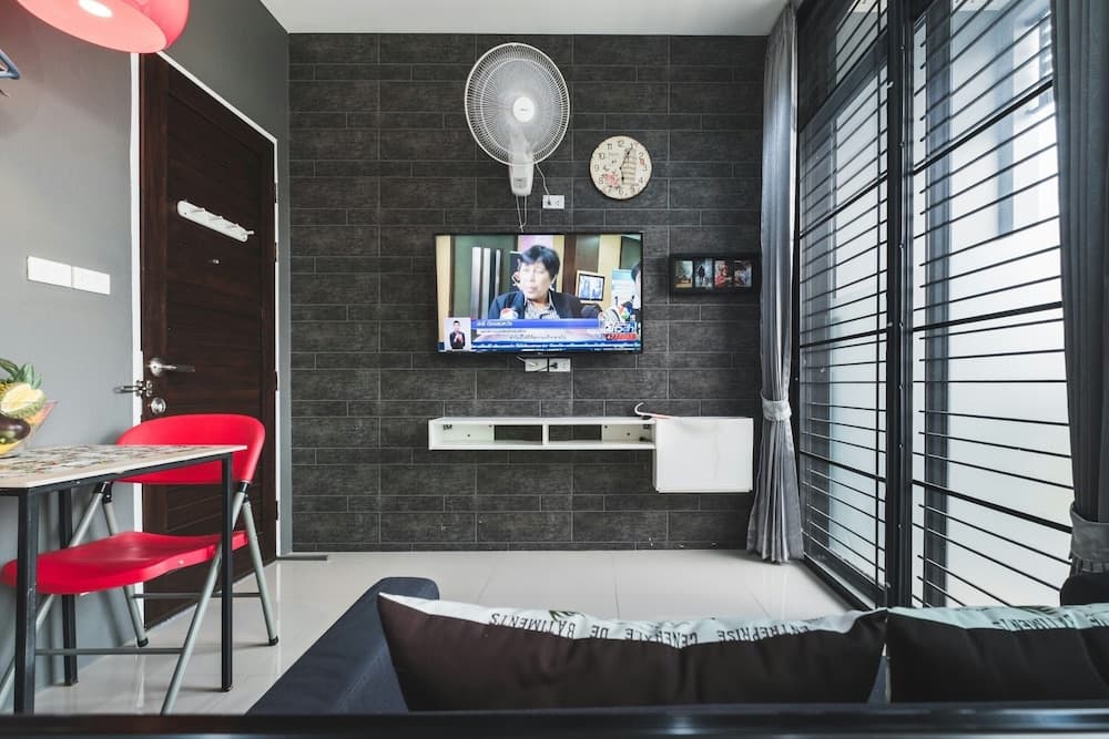The Smart Hostel