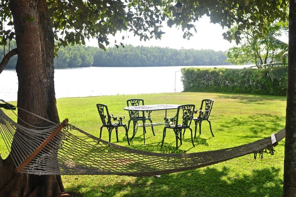 Okvin River Villa