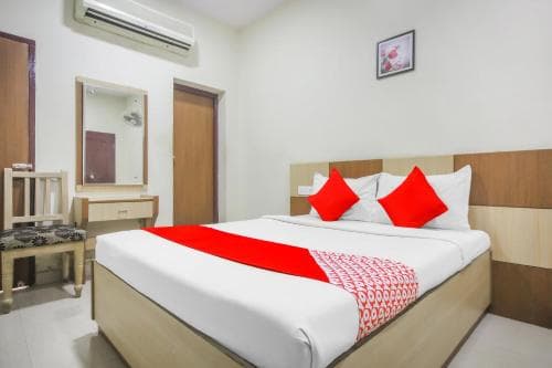 Hotel Thalapathi