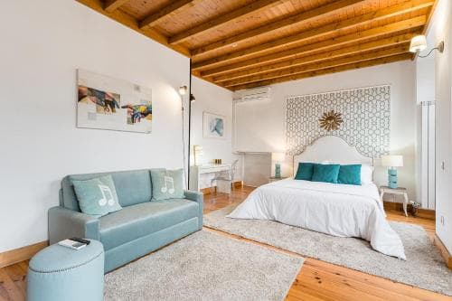 Five Senses Hostel