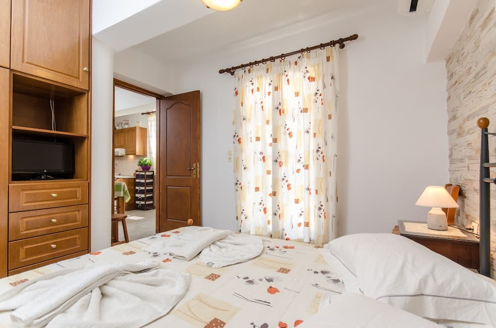 Antonia Studios