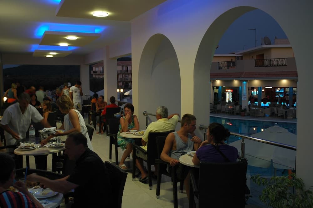 Letsos Hotel